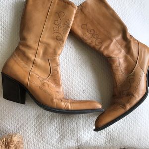 Ladies Cowboy Boots